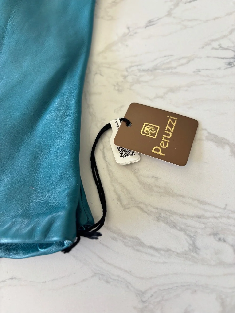 Peruzzi Italian Silk Lined Leather Gloves sz 7, deep teal, NWT